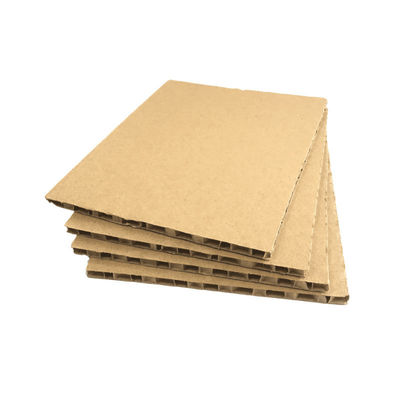 Tres capas de tablero corrugado B tamaño de ranura espesor 2,5-3 mm tamaño de cartón personalizado
