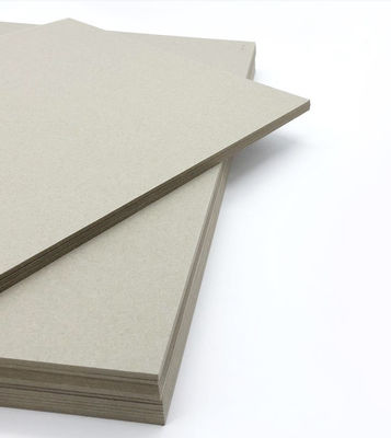 Tamaño personalizado Papel laminado de 800 gramos de hoja de cartón gris