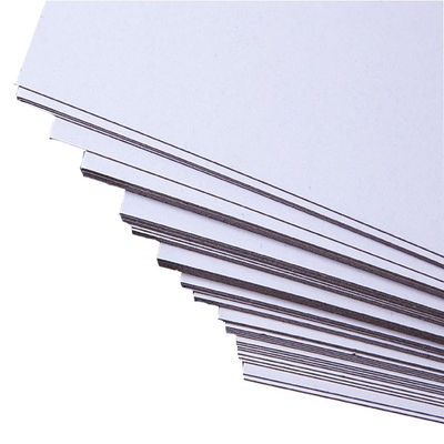 787*1092MM/889*1194/Envases personalizados de cartón dúplex con un rango de gramos de 200 a 450 g/m2