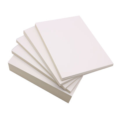 Precio directo de fábrica Fbb Revista de papel Cove Papel de marfil Rollo de 500 mm ancho del rollo