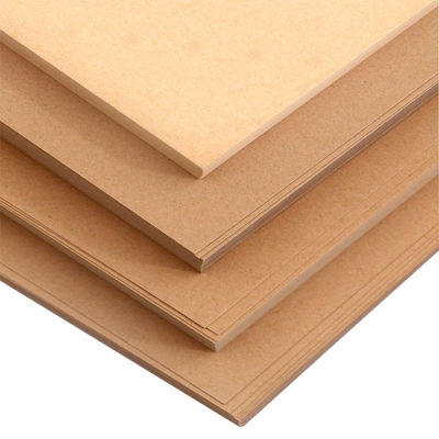 Rollo de papel kraft de 80 gramos de color marrón