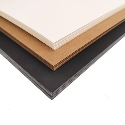 Papel de celulosa de madera C1S SBS FBB Tablero de marfil para el embalaje Revestido de un lado de papel de hoja de papel de rollo Papel artesanal PE a prueba de agua